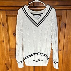 Prince Women’s White Cable Knit V-Neck Sweater